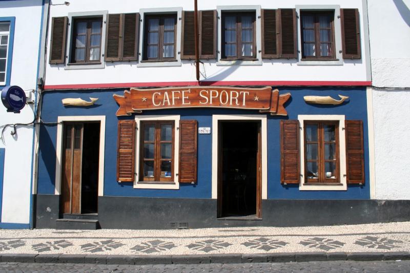 Peter cafe sport
